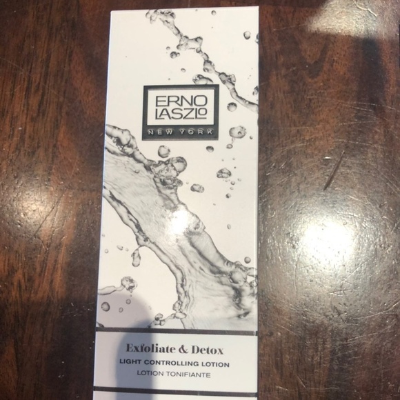 Erno Laszlo light controlling lotion - Picture 1 of 3